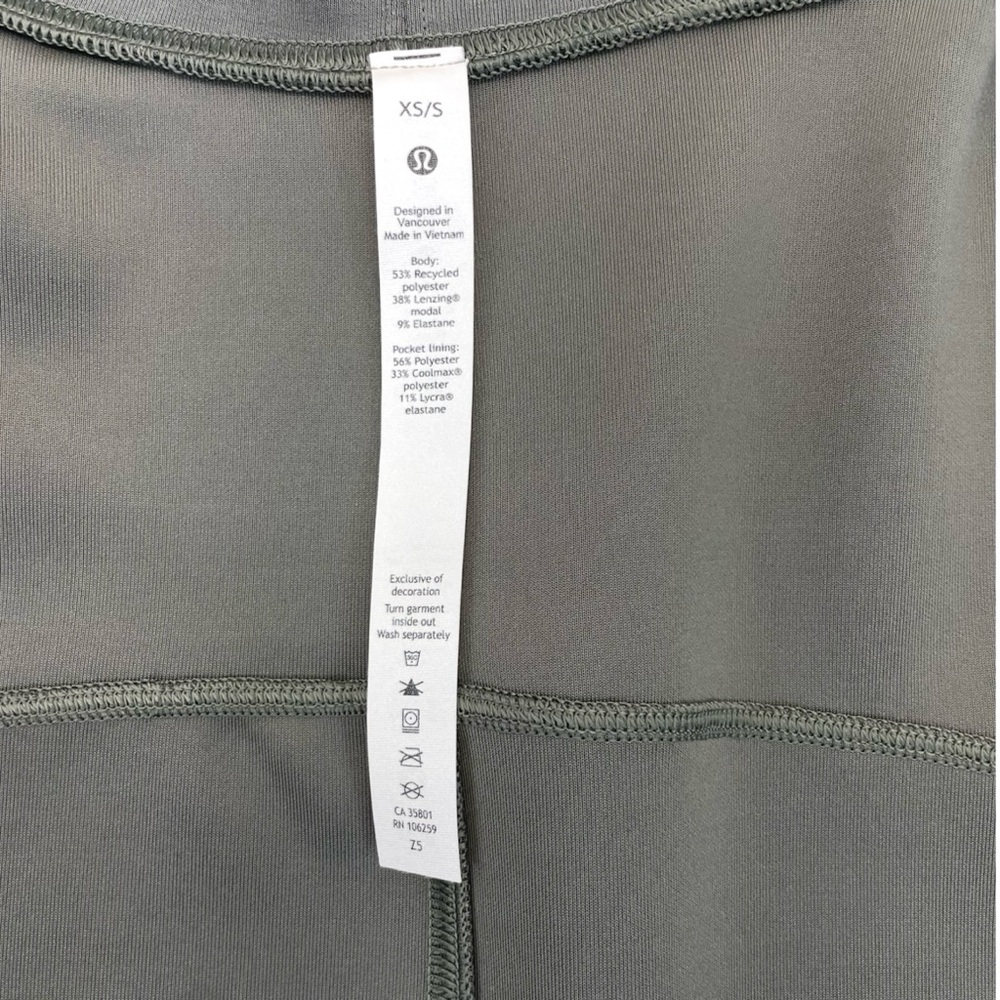 Lululemon Softstreme Belted Wrap Jacket Grey Sage XS/S - Picture 3 of 16